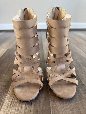 Klub Nico Shoes Cream Caged Heels Size 8 Cut Out Open Toe Stillettos